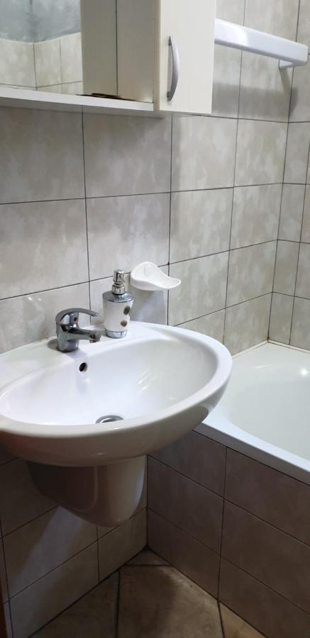 Dormi Oradea Apartment Room photo